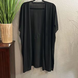 #465 Boutique, black and gold bridesmaid kimono size extra large